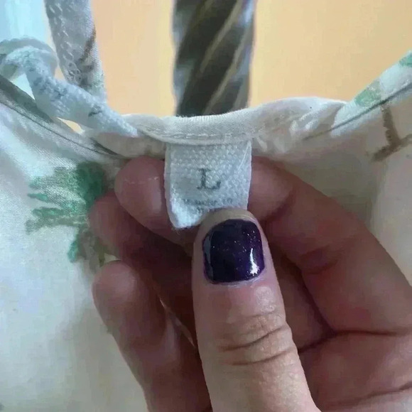 Palm Tree Dress - Picture 3 of 3